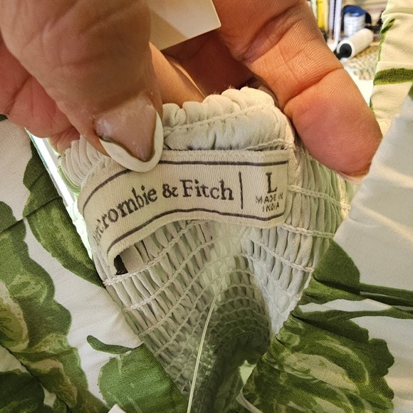 Abercrombie & Fitch Floral‎ Ruffle V Neck Dress Size Large - Picture 6 of 8